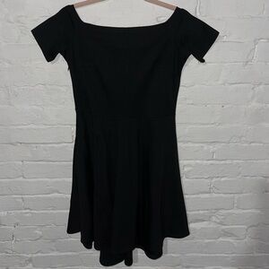 Sarin Mathews Black Skater Dress M